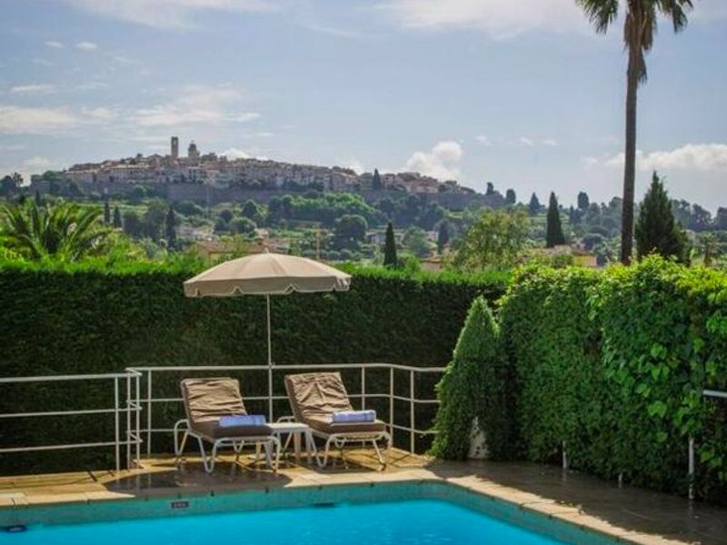 オテル ＆ レストラン アラン ロルカ (Hotel & Restaurant Alain Llorca)の写真