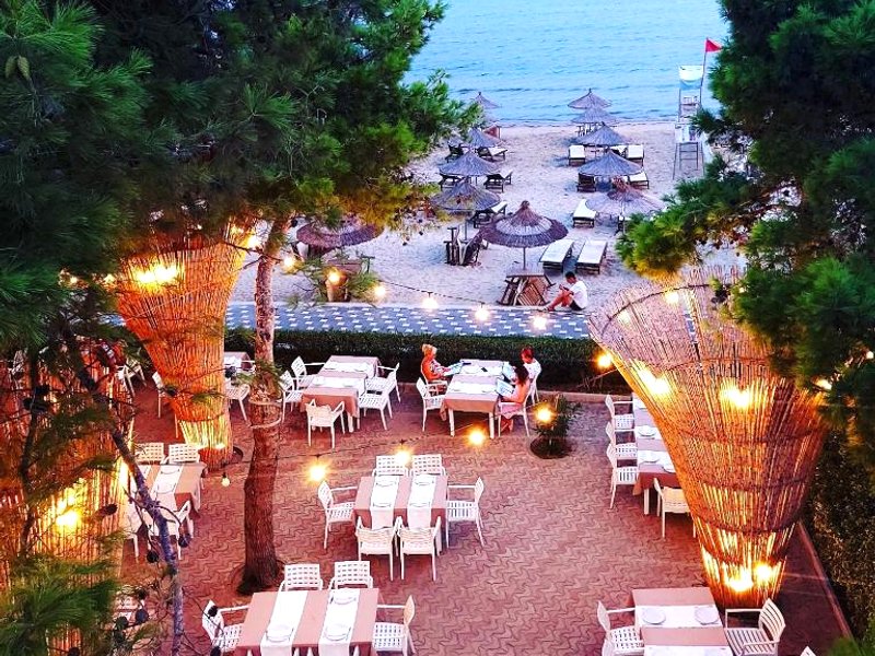 COSMO Beach Hotelの写真