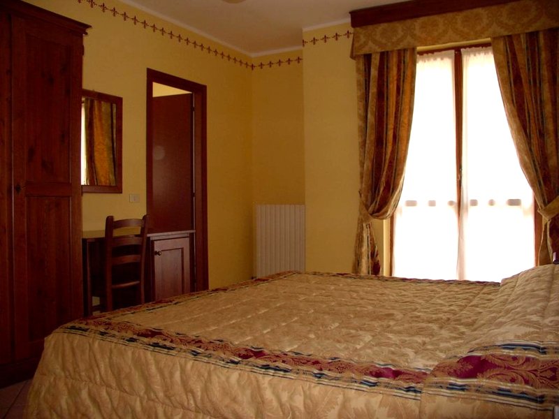 HOTEL LONDRA Locanda Occitanaの写真