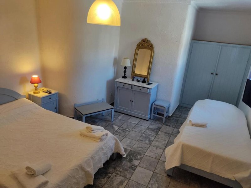 Porto Sikinos Hotelの写真