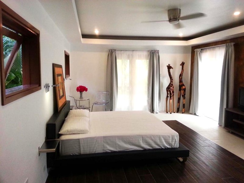 ONE LUXE JAMAICA VILLA with private pool, modern interior and secludedの写真
