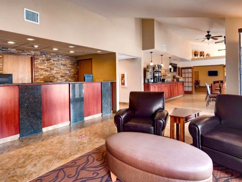 ベスト ウェスタン ウエスト ヒルズ イン (Best Western West Hills Inn)の写真