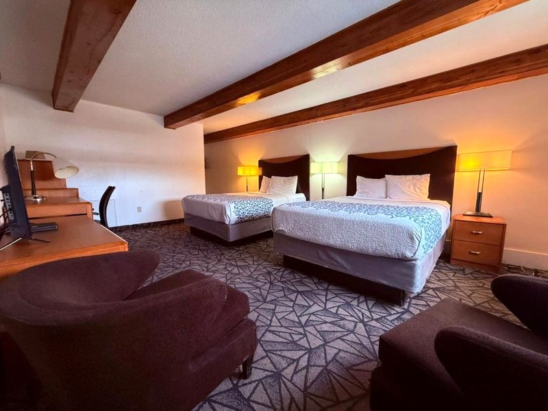 Tomahawk Motor Lodge By OYO Riverton US-26の写真