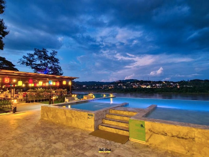 チェンコーン チーク ガーデン リバーフロント オンセン ホテル (Chiangkhong Teak Garden Riverfront Onsen)の写真