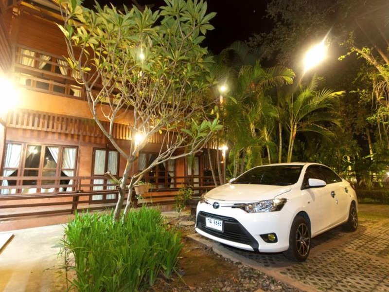 ナムコーン ゲストハウス アンド リゾート (Namkhong Guesthouse and Resort)の写真