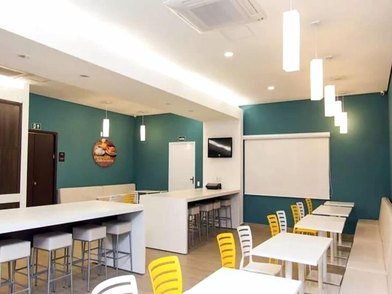 OYO Hotel Santa Luziaの写真