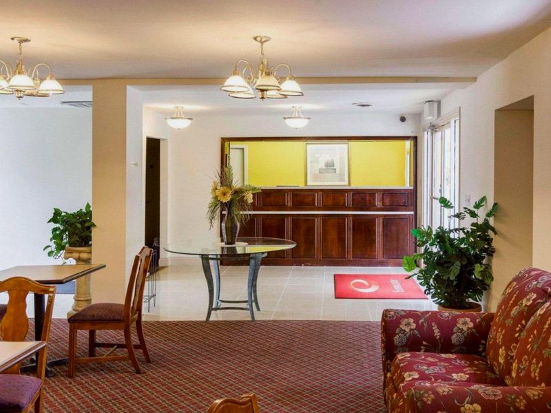 Econo Lodge Petersburg - Fort Leeの写真
