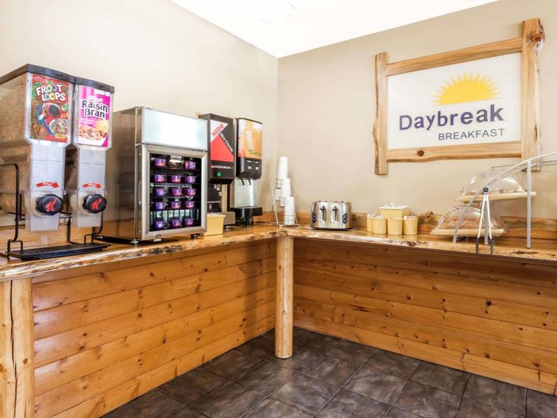 デイズ イン バイ ウィンダム サンドポイント (Days Inn by Wyndham Sandpoint)の写真