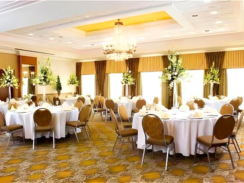エグゼクティブ スイーツ ネワーク - カルテレット (EXECUTIVE SUITES NEWARK- CARTERET)の写真