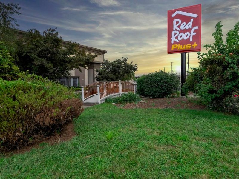 Red Roof PLUS+ Newark Liberty Airport - Carteretの写真