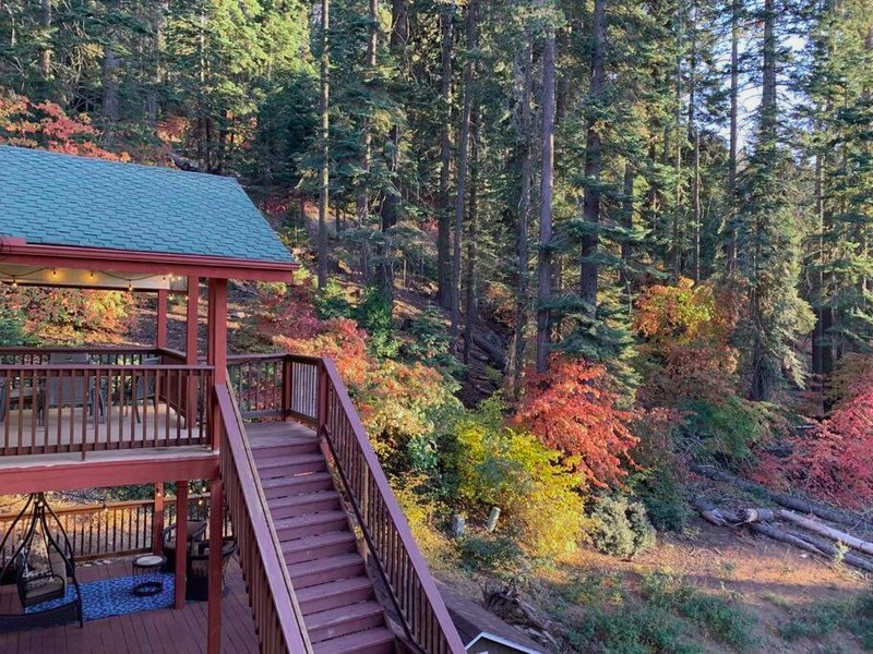 YoBee! Park Reservation Included! Heart of Yosemite - Homey Studios and Breakfastの写真