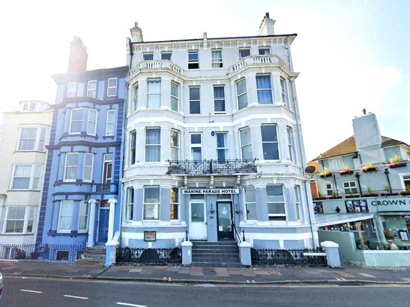Marine Parade Hotelの写真