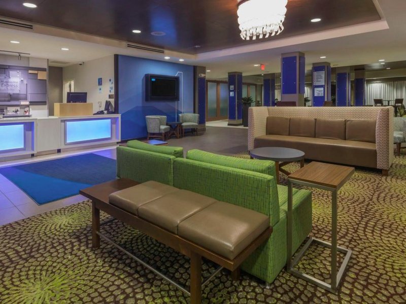 Holiday Inn Express Hays By IHGの写真