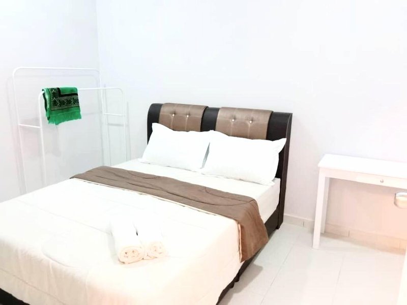 ［ランタウ パンジャン タウン］一軒家（281m²）｜ 3ベッドルーム／1バスルーム (Cassa Dinies private pool Rantau Panjang)の写真