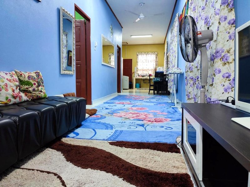 ［ランタウ パンジャン タウン］一軒家（50m²）｜ 3ベッドルーム／2バスルーム (Homestay Tepi Sungai Golok)の写真
