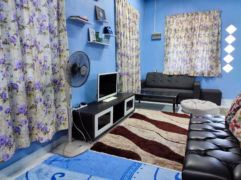 ［ランタウ パンジャン タウン］一軒家（50m²）｜ 3ベッドルーム／2バスルーム (Homestay Tepi Sungai Golok)の写真