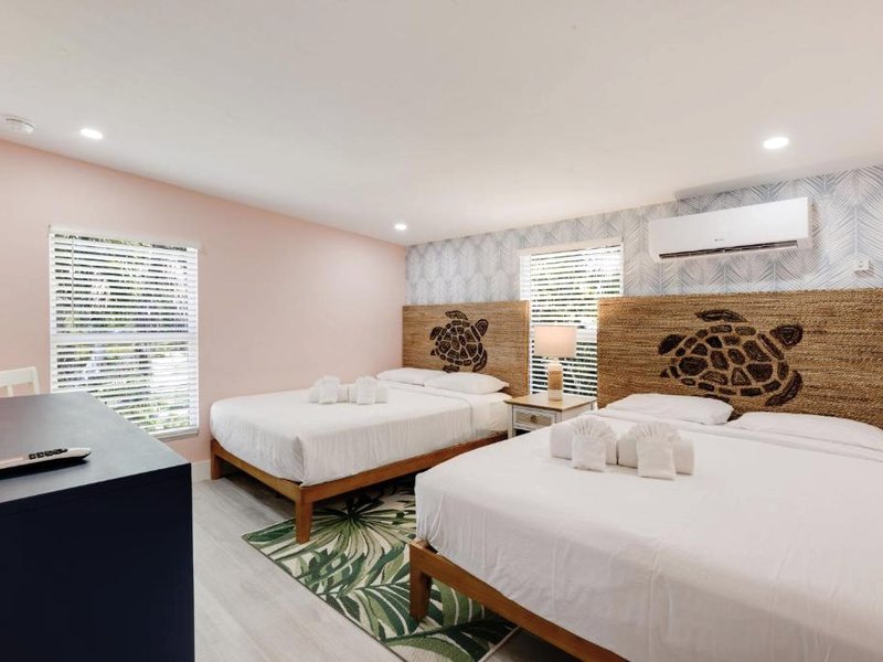 Charming Suite with Balcony and Bikes in Historic Sandpiper Innの写真