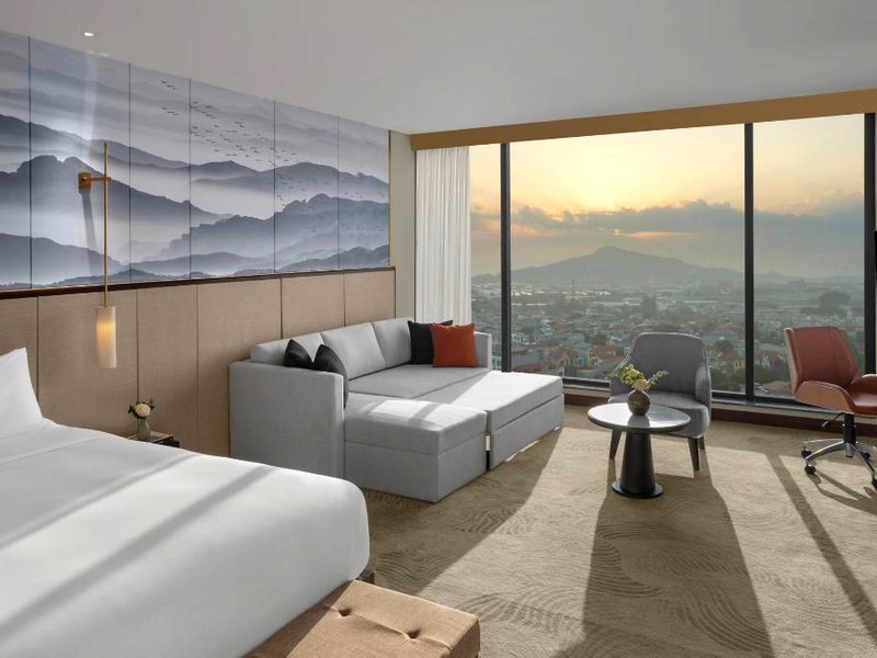 クラウンプラザ ヴィンイエン シティセンター バイ IHG (Crowne Plaza Vinh Yen City Centre By IHG)の写真