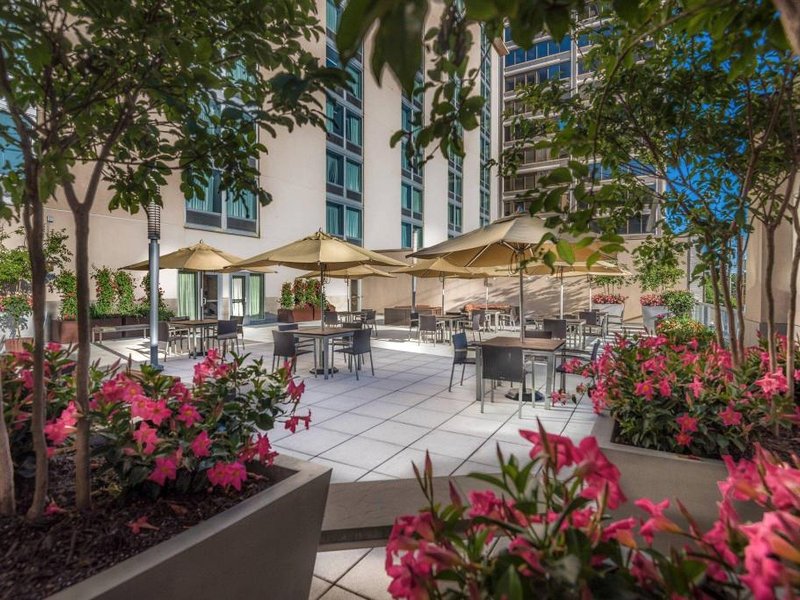 コートヤード ベセスダ チェビーチェイス (Courtyard Bethesda Chevy Chase)の写真