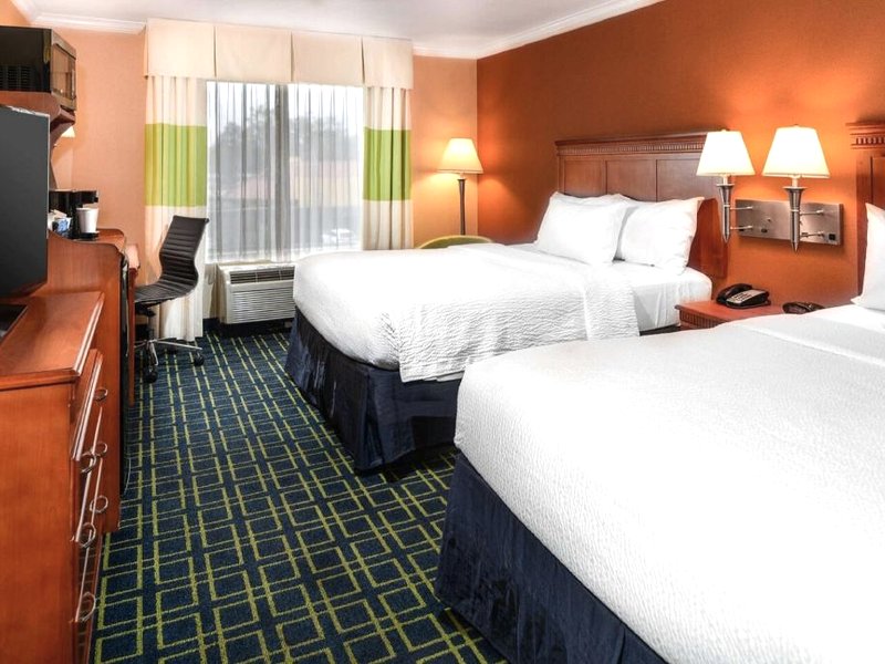 SureStay by Best Western Ontario Airportの写真