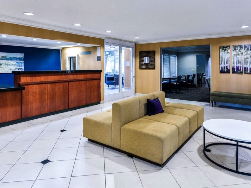 SureStay by Best Western Ontario Airportの写真
