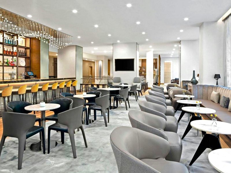 AC Hotel Burlingtonの写真