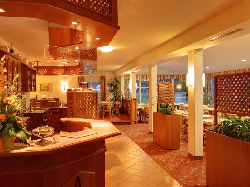 ホテル モンタナ ロウノウ (Hotel Montana Lauenau)の写真
