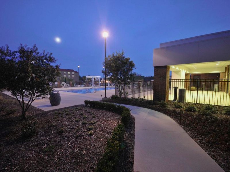 ダブルツリー バイ ヒルトン ロッキーマウント (DoubleTree by Hilton Rocky Mount)の写真