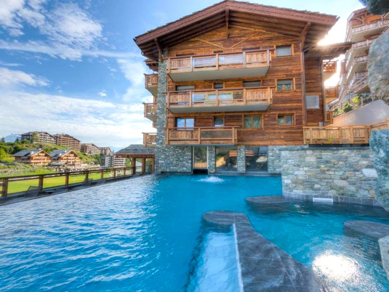 Nendaz 4 Vallees and SPAの写真