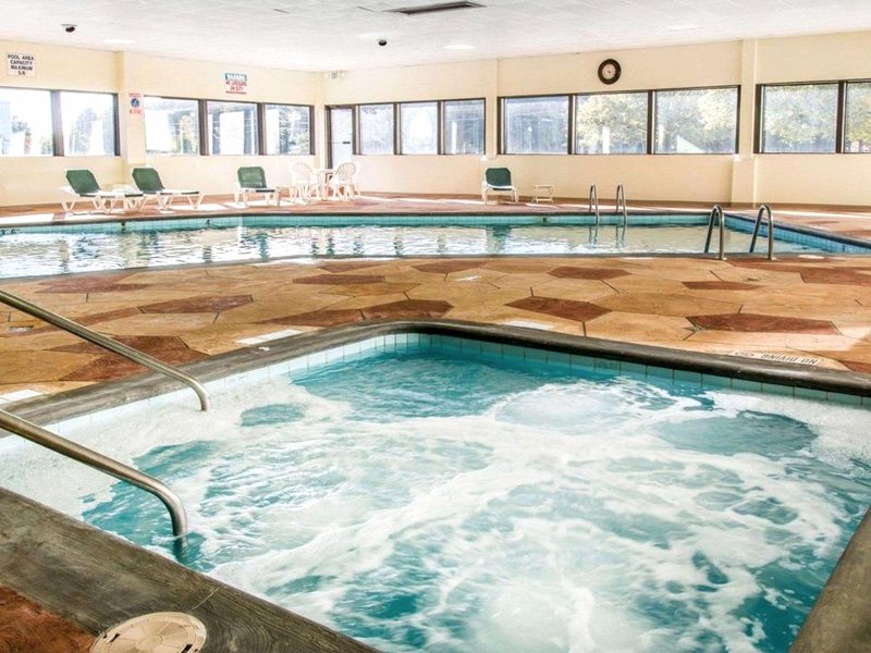 Quality Inn & Suites Escanaba Northの写真