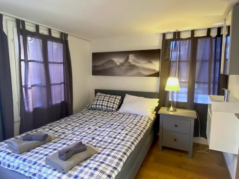 Rössli Self Check in 24-7 Free Parking (Rossli Self Check in 24-7 Free Parking)の写真