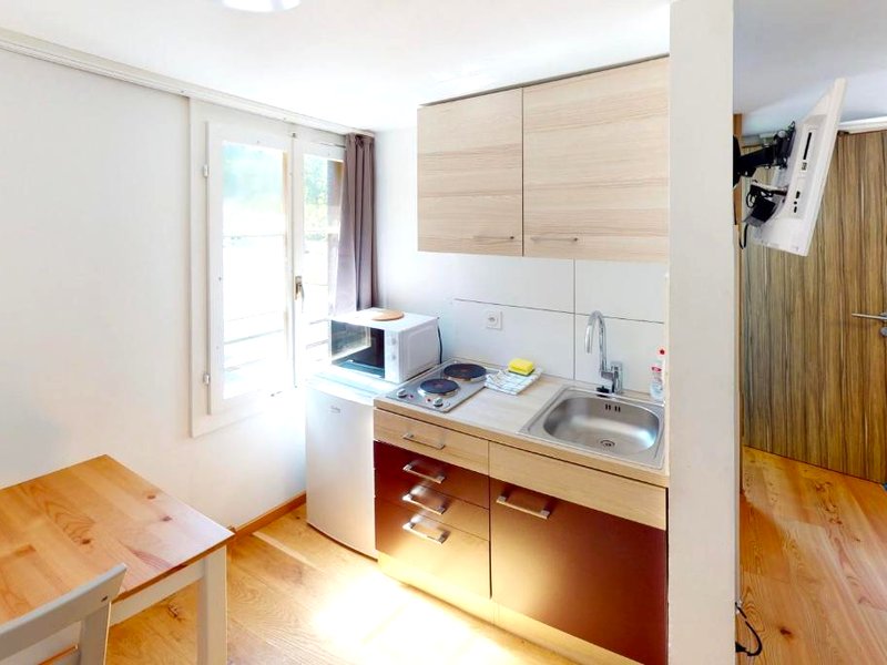 Rössli Self Check in 24-7 Free Parking (Rossli Self Check in 24-7 Free Parking)の写真