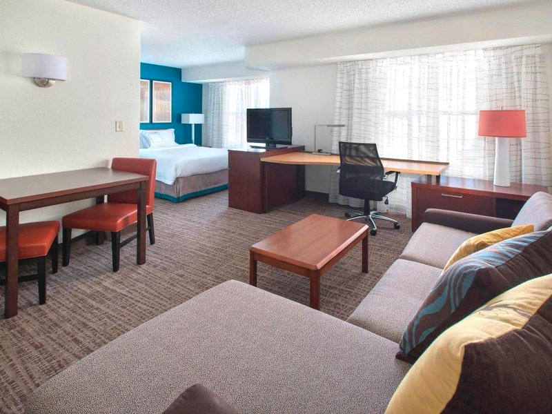 レジデンス イン ロングアイランド ホーポージ アイランディア (Residence Inn Long Island Hauppauge/Islandia)の写真