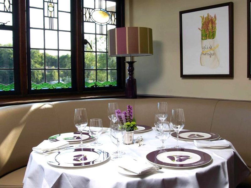 マクドナルド コンプリート アングラー (Macdonald Compleat Angler)の写真