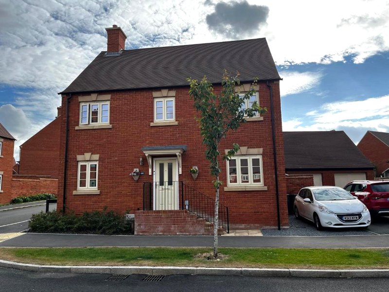 Brackley near Silverstone Grand Prix 3 double bed family homeの写真