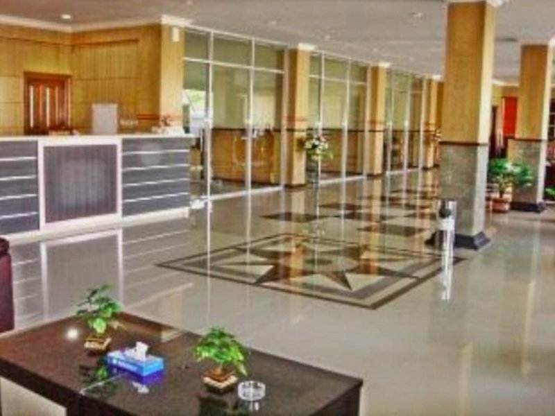 シルヴィア ホテル マウメレ (Sylvia Hotel Maumere)の写真