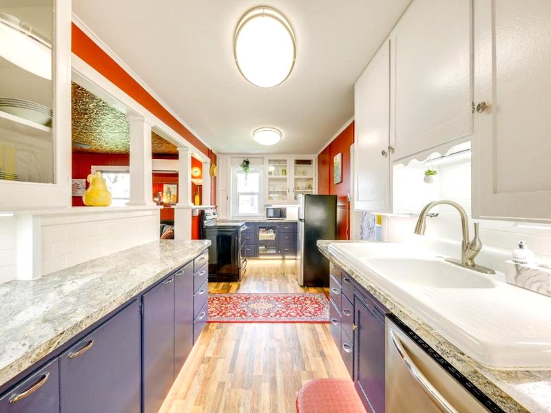 Homey Cottage with Sunroom and Smart TV!の写真