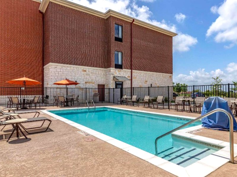 コンフォート スイーツ (Comfort Suites)の写真