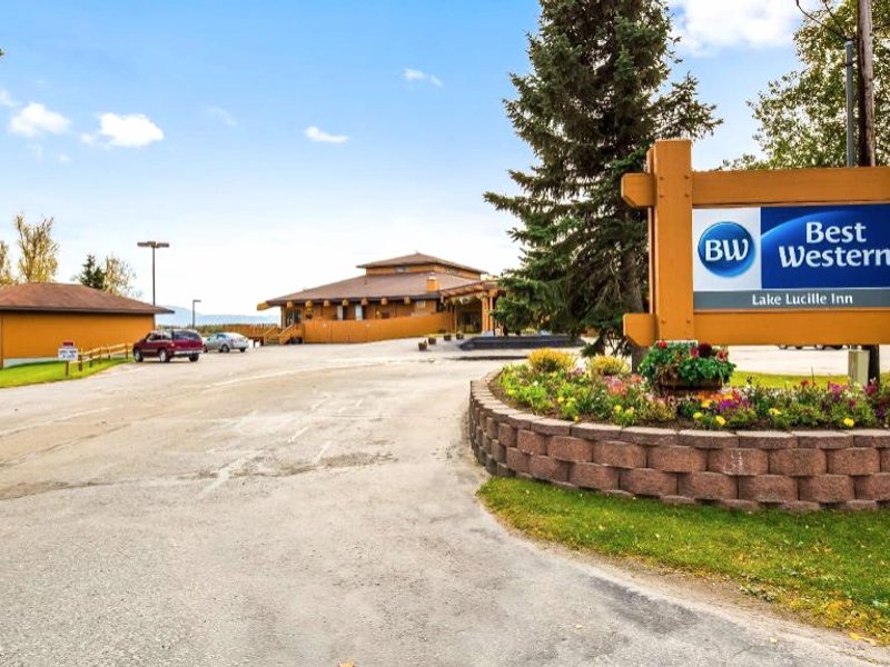 ベスト ウェスタン レイク ルシール イン (Best Western Lake Lucille Inn)の写真