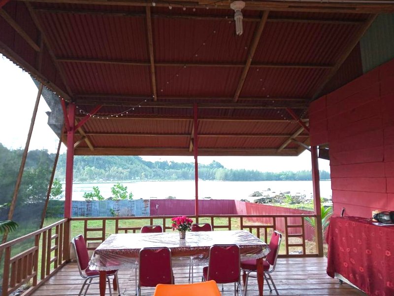 ［シムルエ島］スタジオ バンガロー（20 m²）／1バスルーム (Pondok Oma III, Bungalow with beach view)の写真