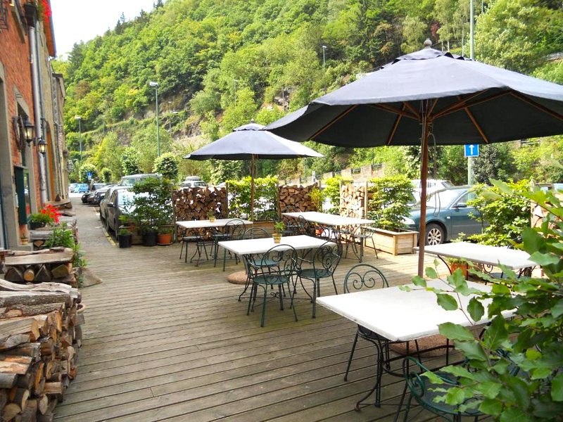 Hotel Beau Rivage and Restaurant Koulicの写真