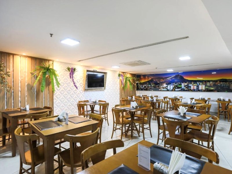 San Diego Suites Governador Valadaresの写真