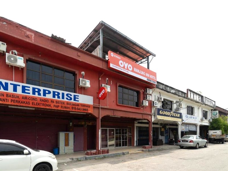 OYO 89960 マンジュン イン ホテル (OYO 89960 Manjung Inn Hotel)の写真