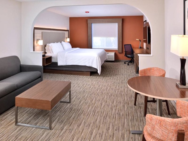 Holiday Inn Express Hotel & Suites Arcata/Eureka-Airport Area By IHGの写真