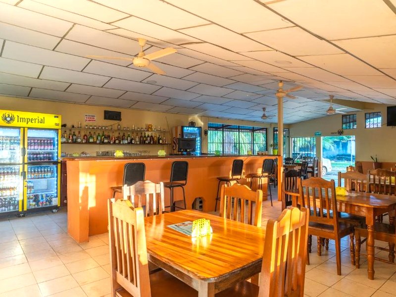 Hotel El Cocobolo Food&Rest Room 6 B&B WiFi AC Pkg Free Swimmingpoolの写真