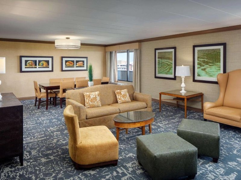 ダブルツリー バイ ヒルトン ボストン ノース ショア ホテル (DoubleTree by Hilton Boston North Shore Hotel)の写真