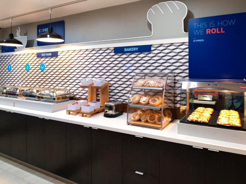 ホリデイ イン エクスプレス サンタ ローザ ノース バイ IHG (Holiday Inn Express Santa Rosa North By IHG)の写真