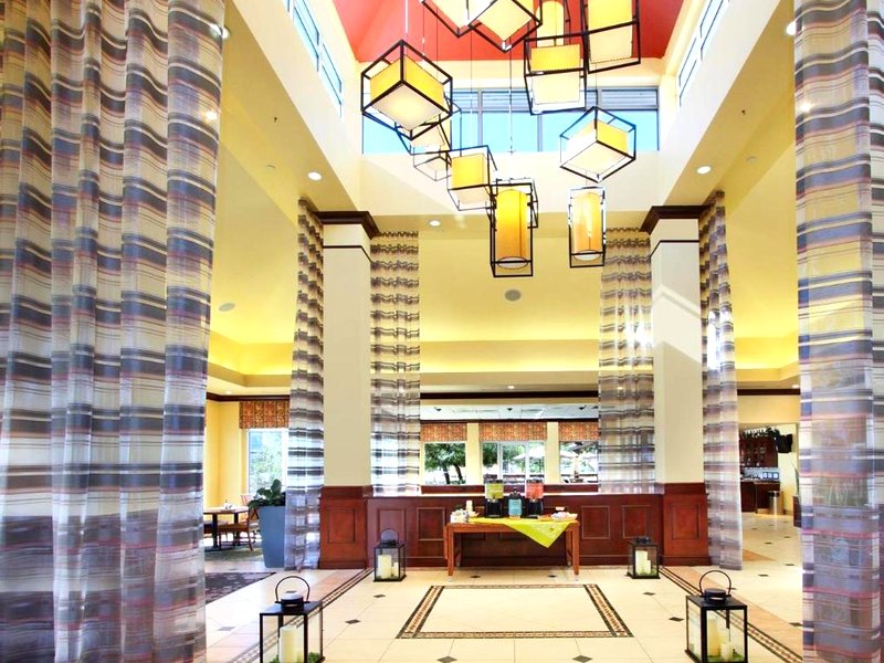 ヒルトン ガーデン イン ソノマ カウンティ エアポート (Hilton Garden Inn Sonoma County Airport)の写真