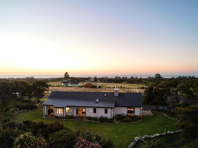 マナカウ ロッジ (Manakau Lodge)の写真