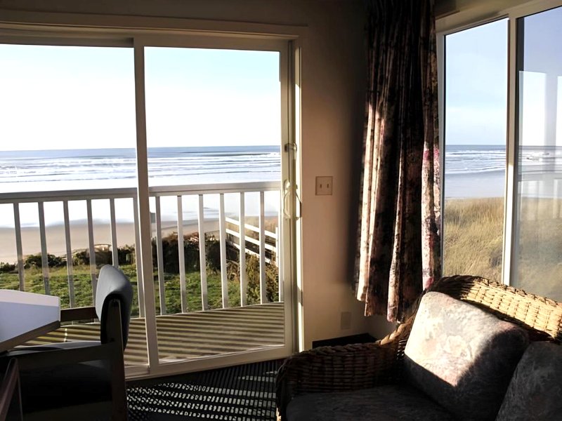 SURFSIDE RESORTの写真